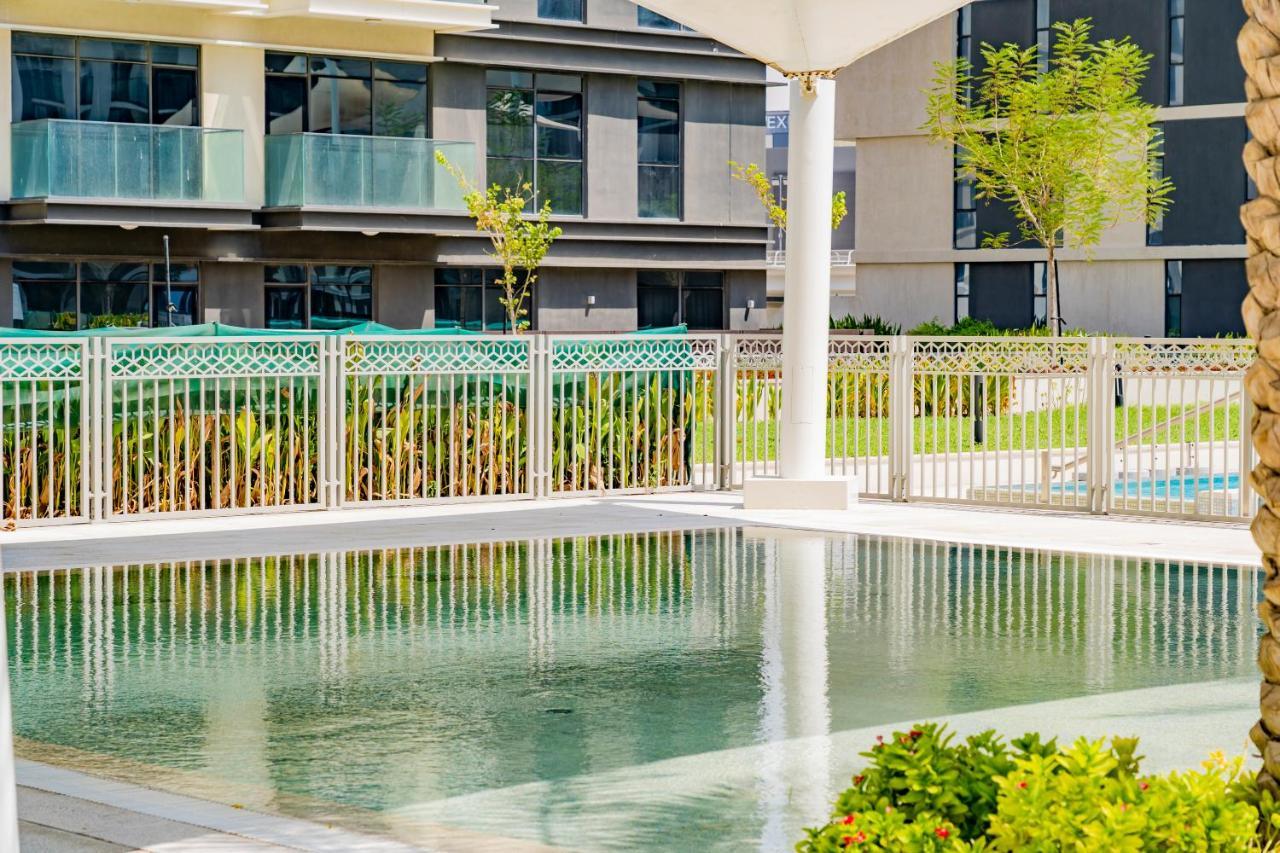 Expo Village Serviced Apartments Dubaï Extérieur photo